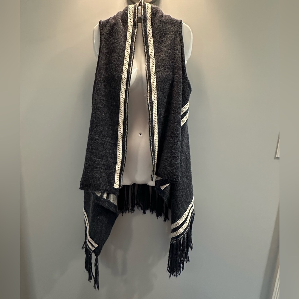 Anthropologie Paper Crane reversible fringed tassle sleeveless cardigan …